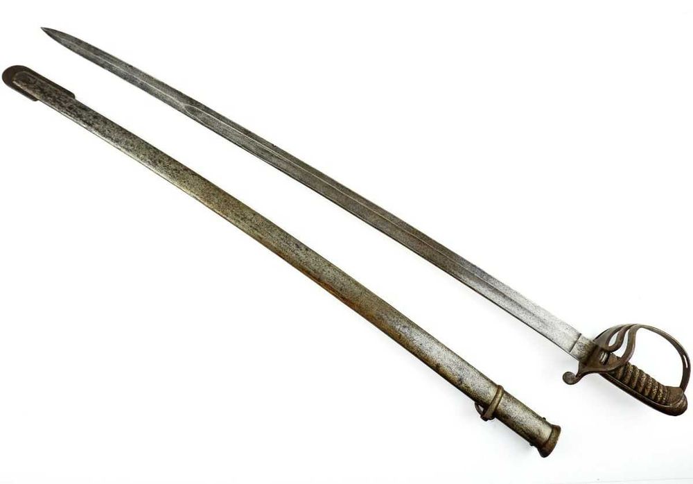 Sabre português antigo para tropas de cavalaria